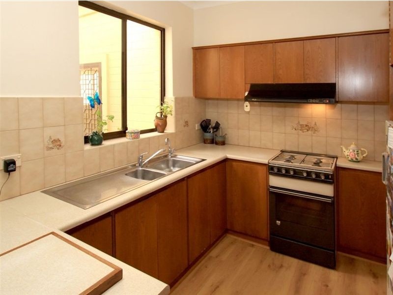 1 Bessie Street, Dover Gardens SA 5048