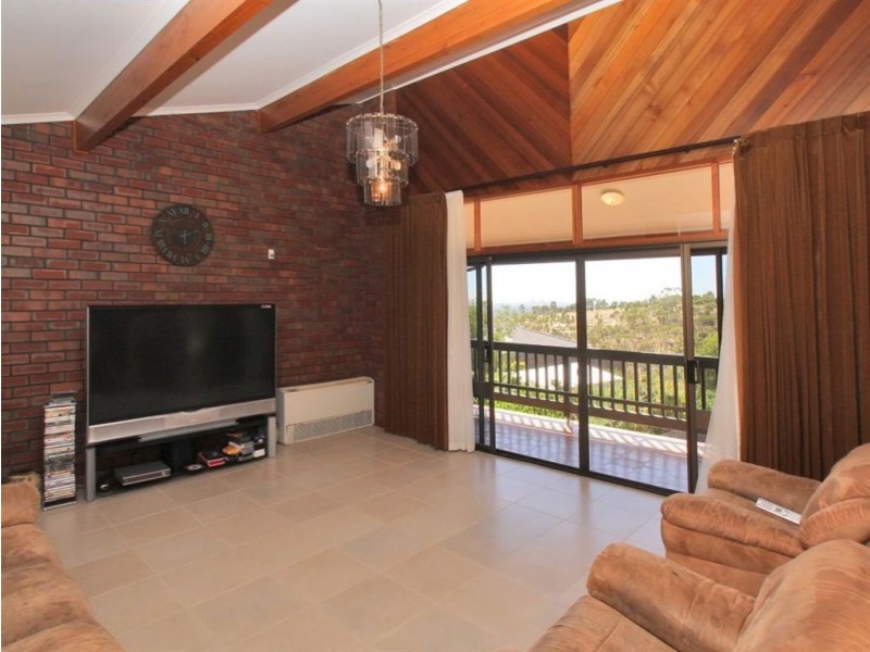 69 Hillcrest Drive, Eden Hills SA 5050