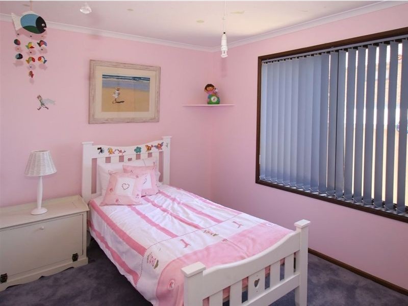 34 Dutchman Drive, Hallett Cove SA 5158