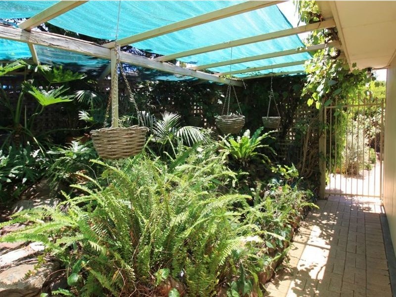10 Admella Court, Hallett Cove SA 5158