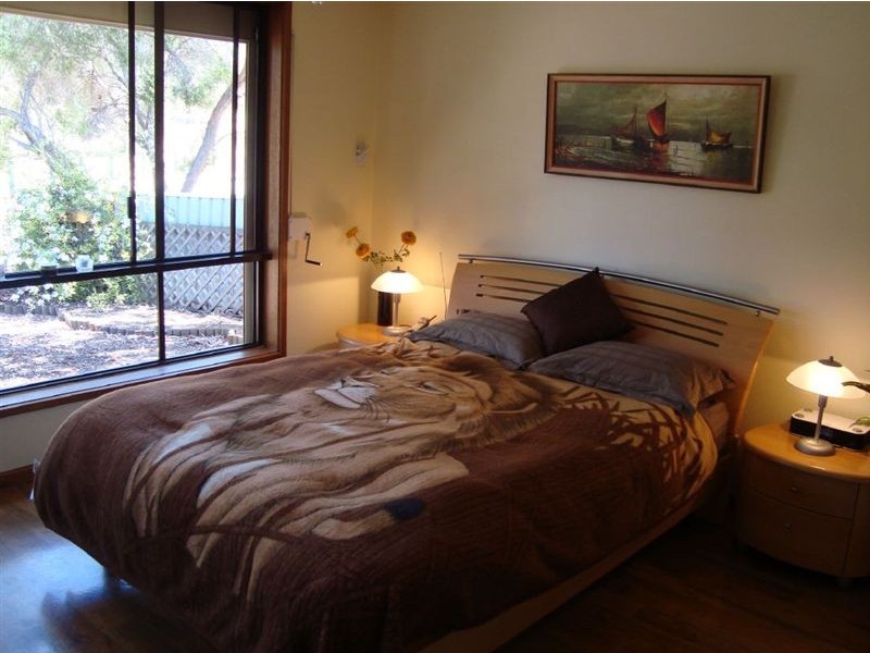 15 Tyson Avenue, Trott Park SA 5158