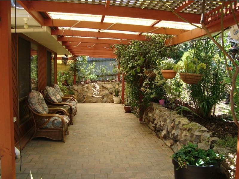 15 Tyson Avenue, Trott Park SA 5158