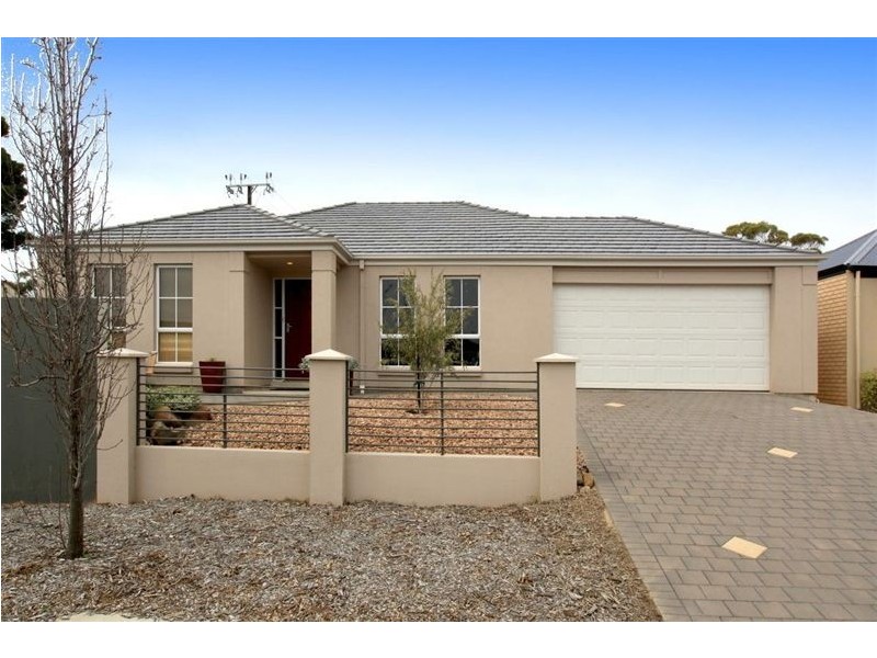 1 Mariner Avenue, Seacliff Park SA 5049