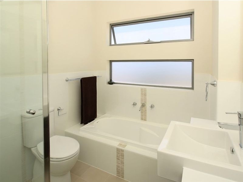 7B Myrtle Grove, Clovelly Park SA 5042