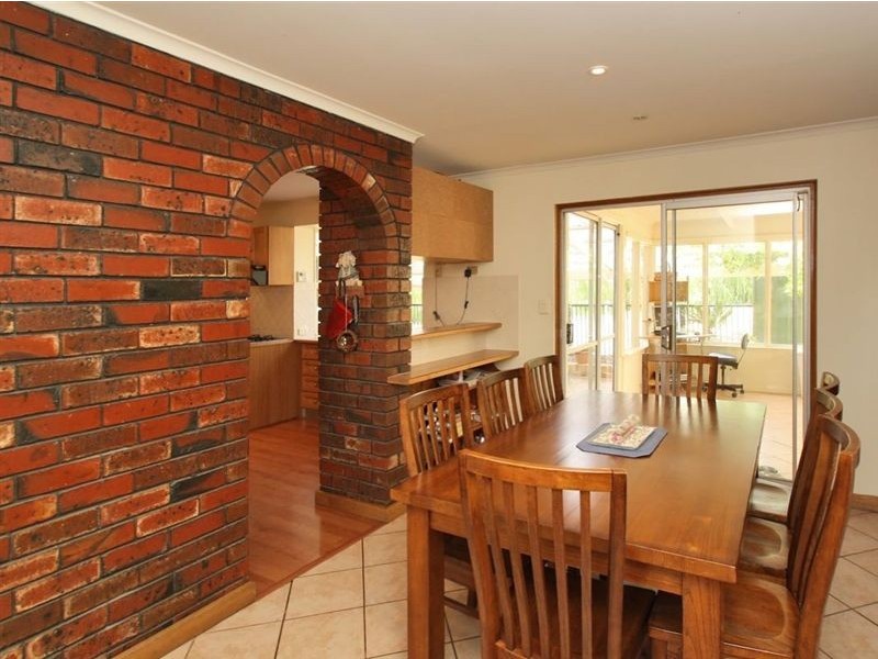 15 Banff Court, Happy Valley SA 5159