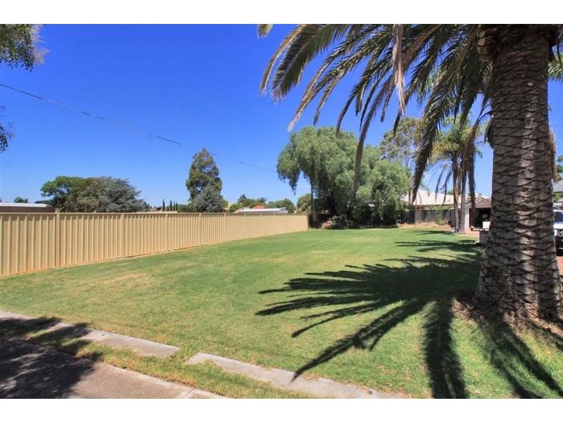 17 Quandong Street, North Brighton SA 5048