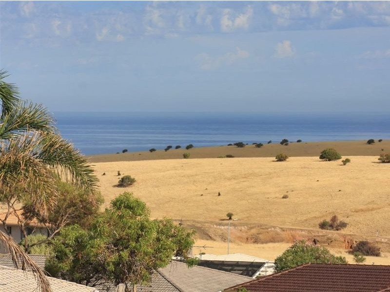 11 Fairhill Street, Hallett Cove SA 5158