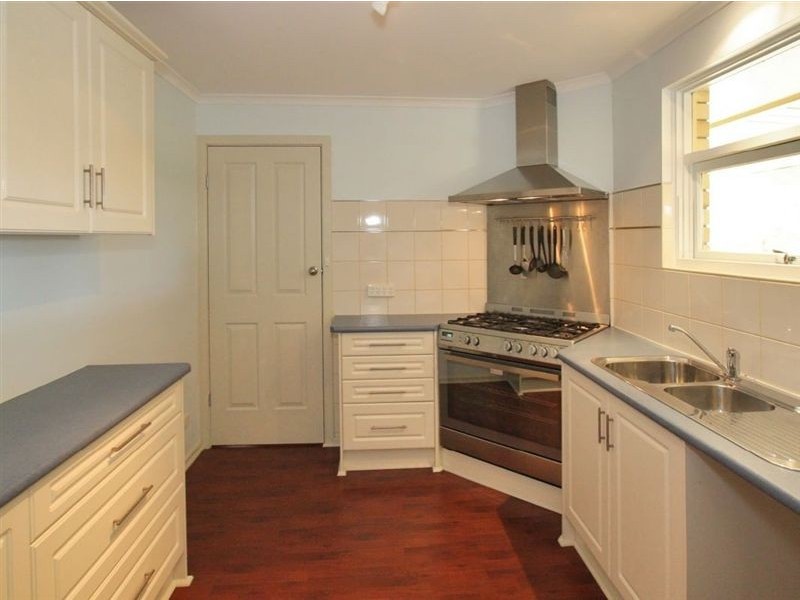 43 Columbia Crescent, Hallett Cove SA 5158