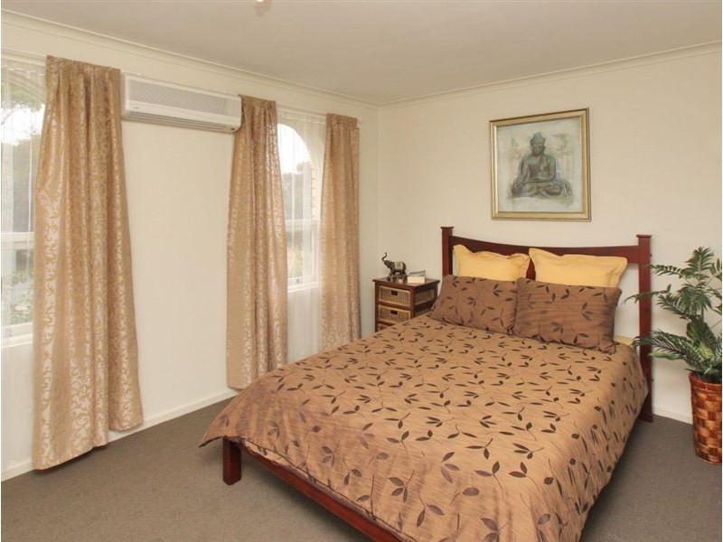 43 Columbia Crescent, Hallett Cove SA 5158