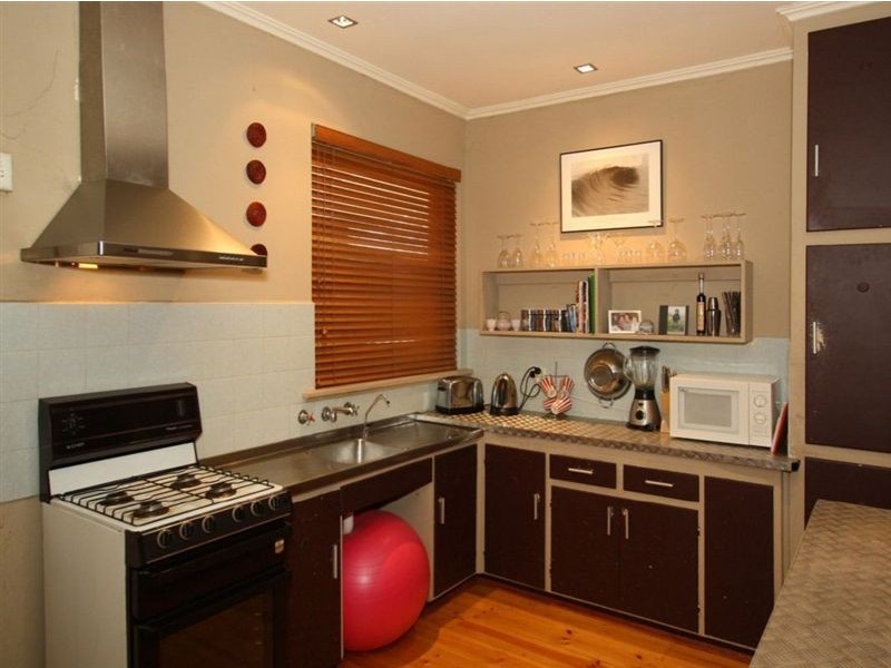 60 Halsey Road, Fulham SA 5024