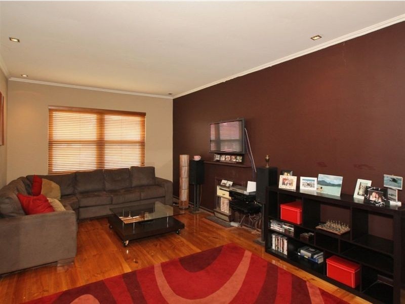 60 Halsey Road, Fulham SA 5024