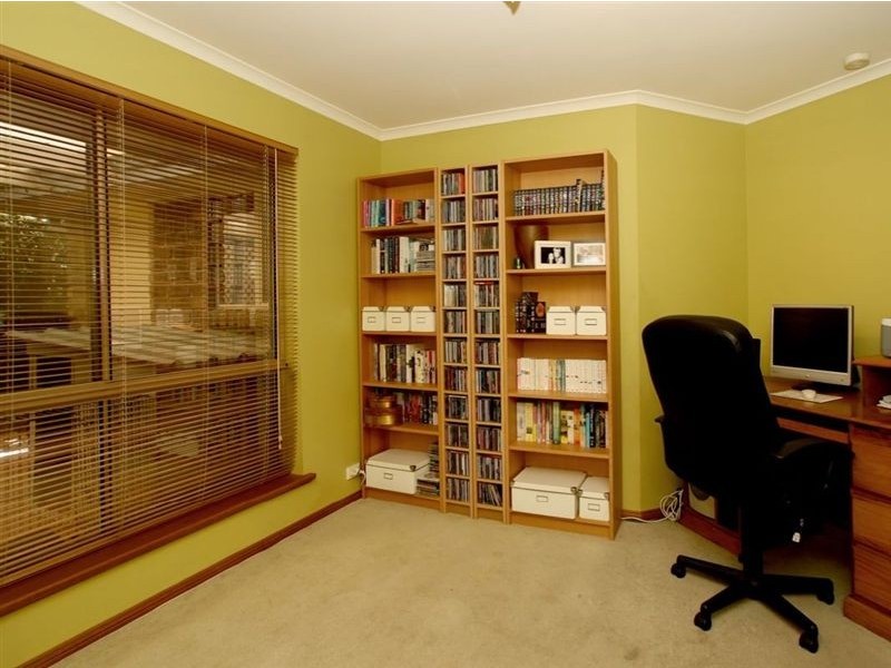 11 Whistler Grove, Flagstaff Hill SA 5159