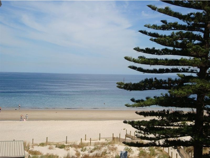 220 The Esplanade, Seacliff SA 5049