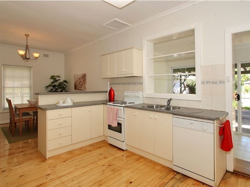 9 Marlborough Street, Brighton SA 5048