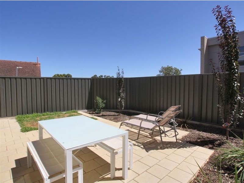 7 Myrtle Grove, Clovelly Park SA 5042