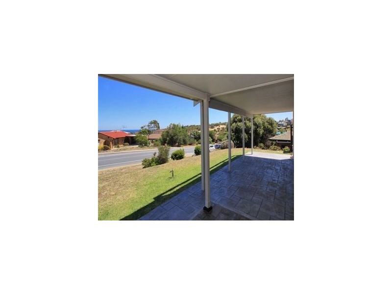 176 The Cove Road, Hallett Cove SA 5158