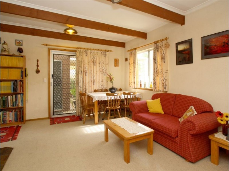 26 Whiteley Drive, Trott Park SA 5158