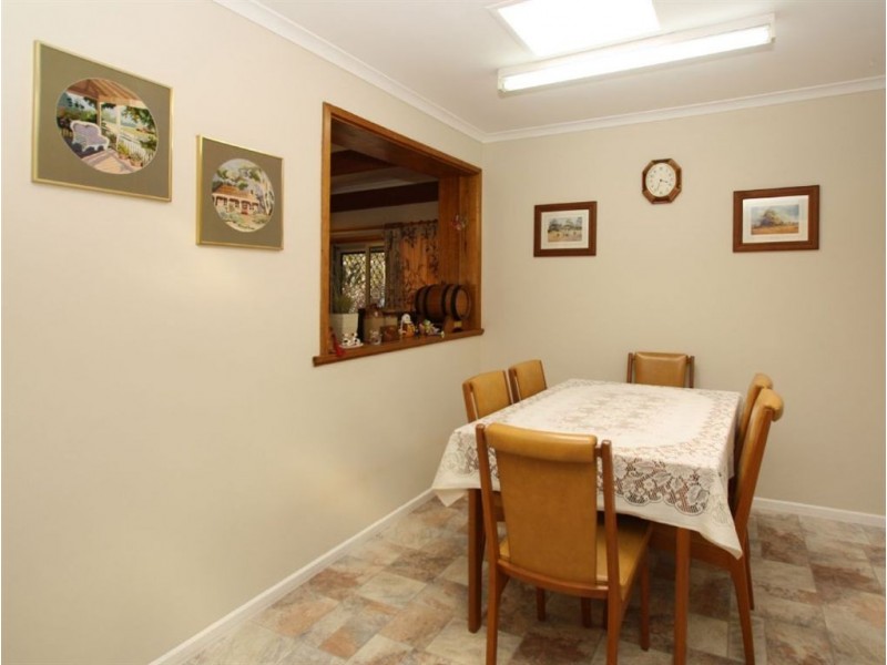 26 Whiteley Drive, Trott Park SA 5158