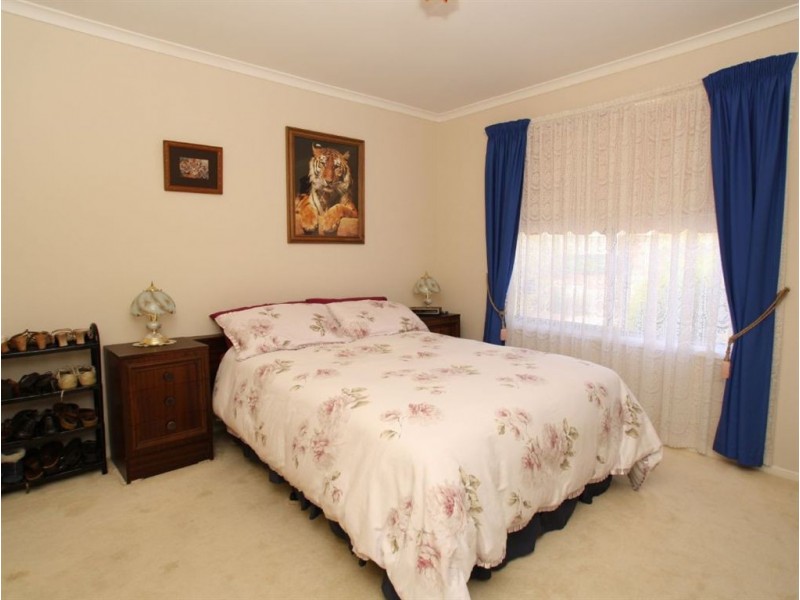 26 Whiteley Drive, Trott Park SA 5158