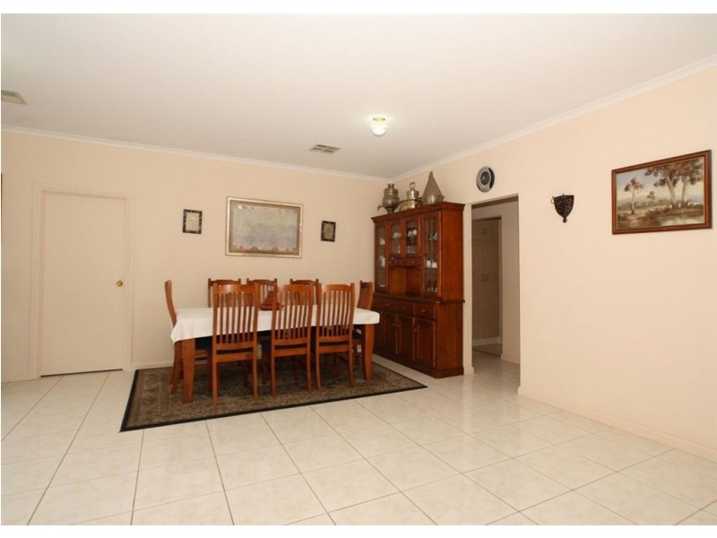 20 Myrtle Grove, Clovelly Park SA 5042