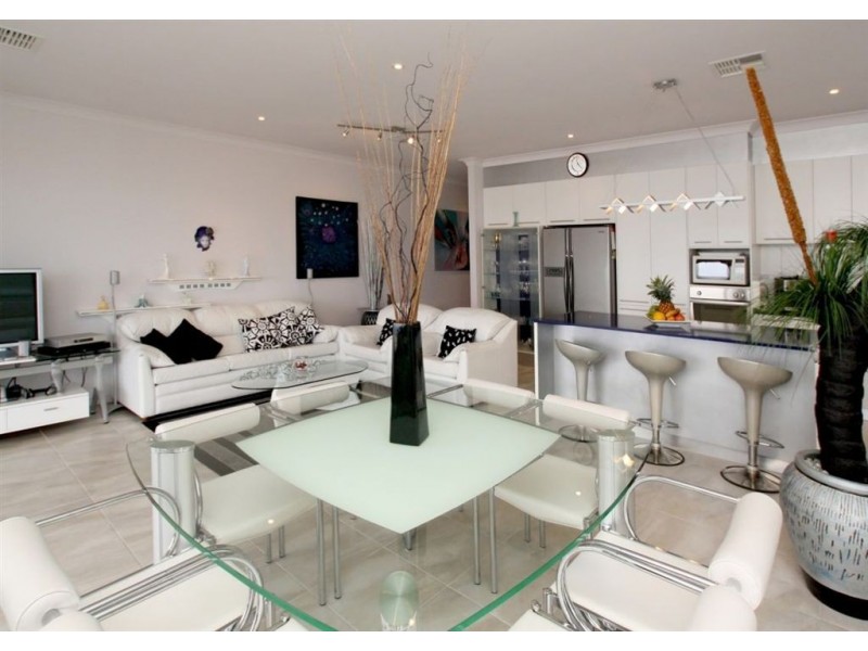 1/1 Fireball Avenue, Hallett Cove SA 5158