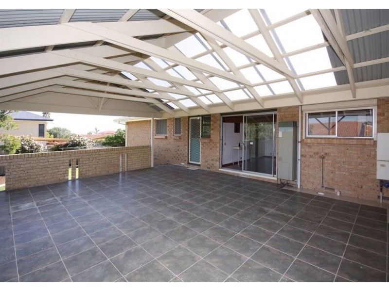 24 Dutchman Drive, Hallett Cove SA 5158