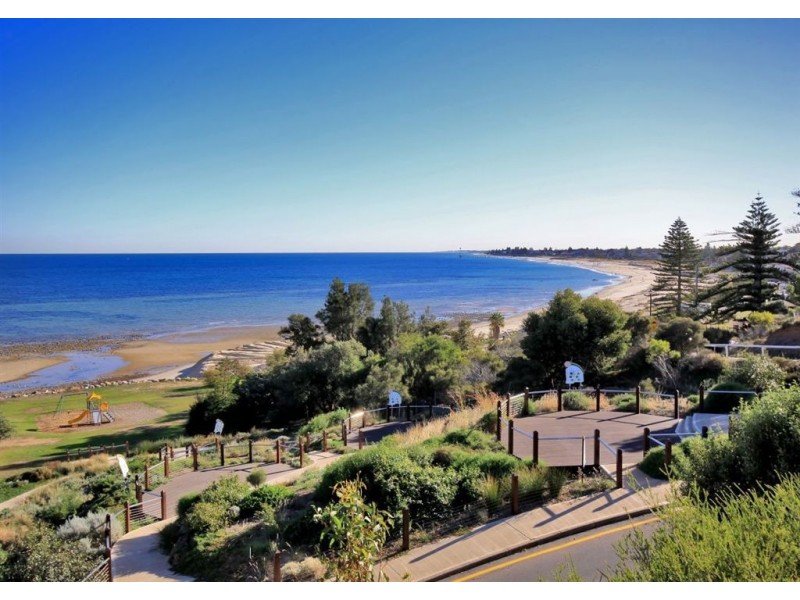 13 Burnham Road, Kingston Park SA 5049