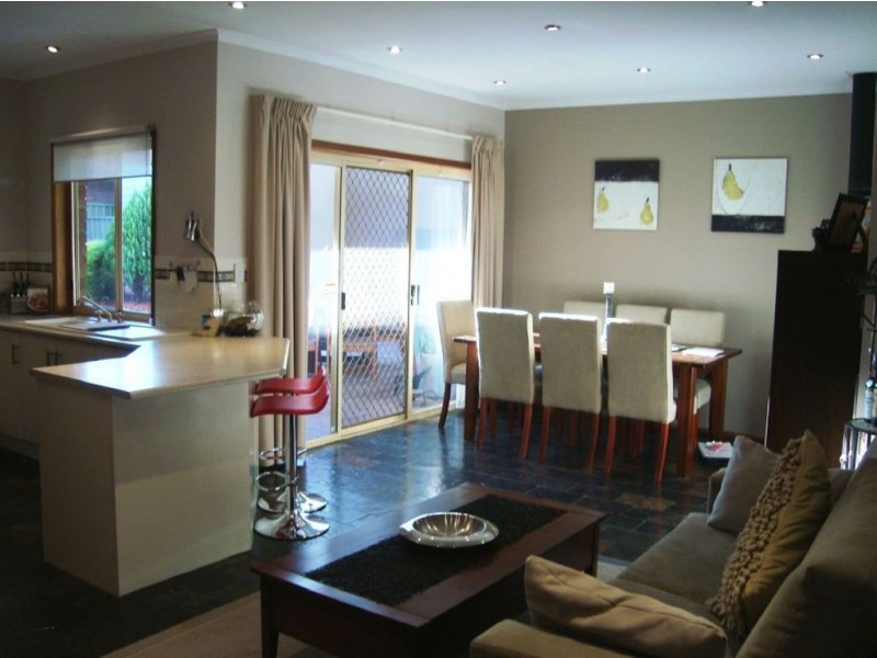 32 Fairhill Street, Hallett Cove SA 5158