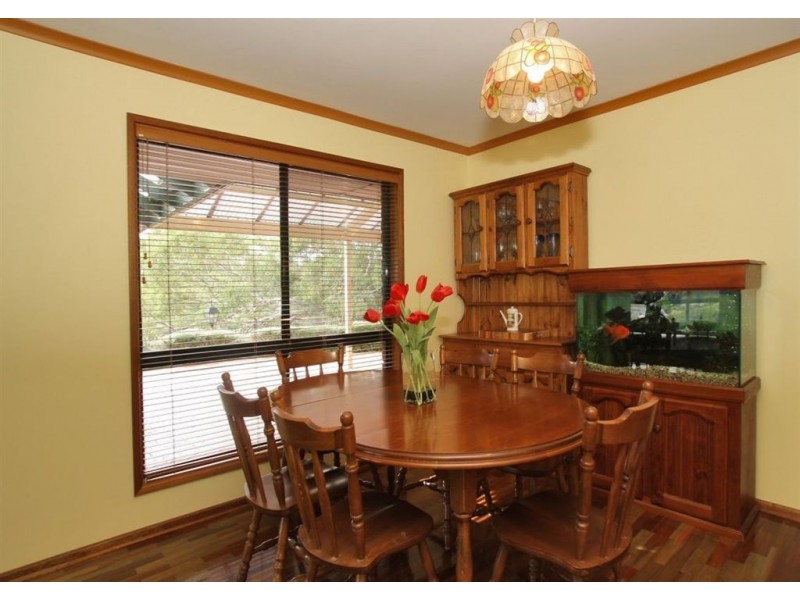 8 Jacaranda Place, Aberfoyle Park SA 5159