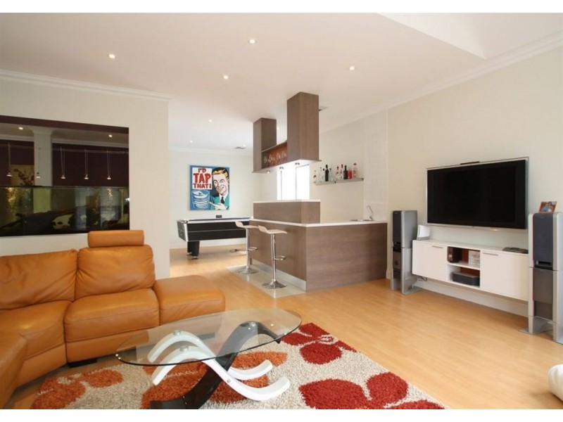 20 Alana Walk, Woodcroft SA 5162