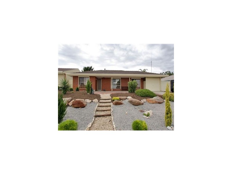 18 Quailo Avenue, Hallett Cove SA 5158