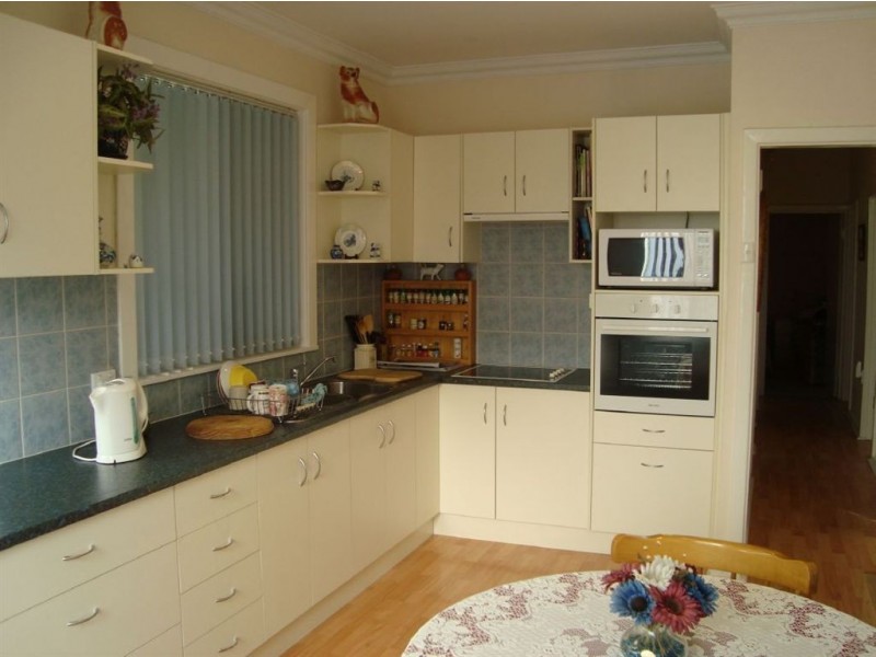 7 Hobart Ave, Warradale SA 5046