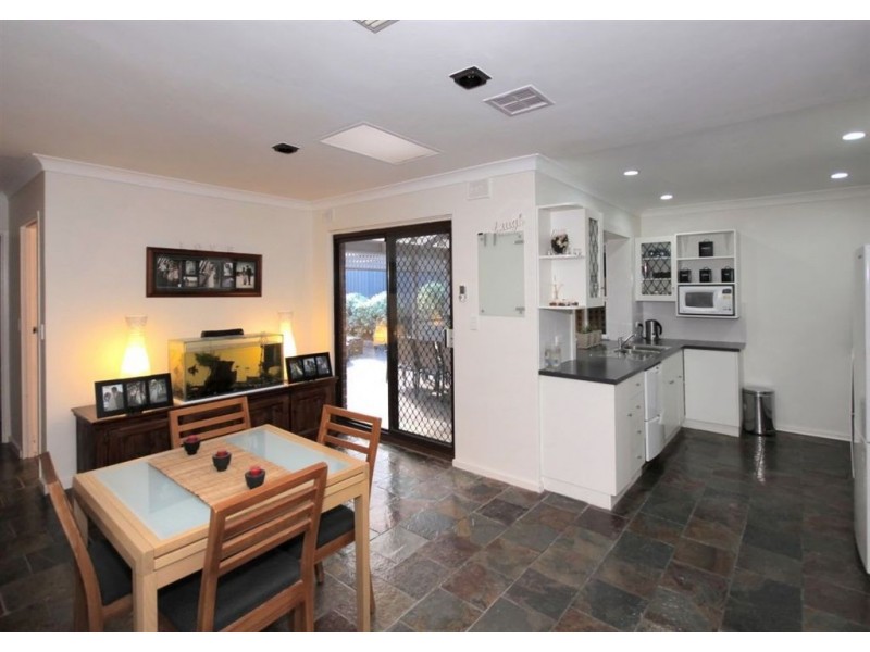 13 Vynland Drive, Flagstaff Hill SA 5159