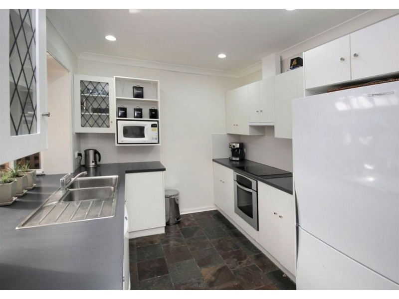 13 Vynland Drive, Flagstaff Hill SA 5159