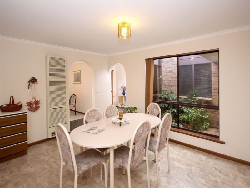 9 Jaimey Grove, Aberfoyle Park SA 5159