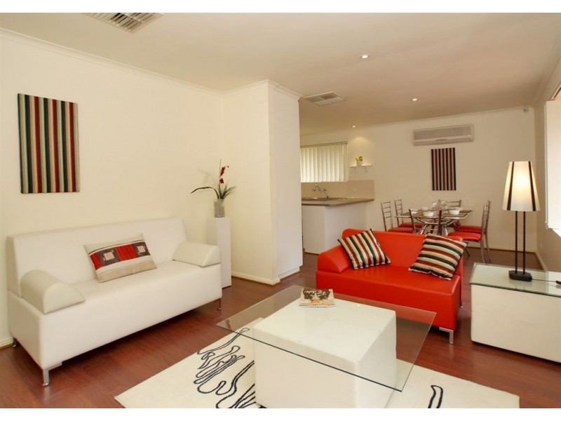 18 Medway Street, Hallett Cove SA 5158