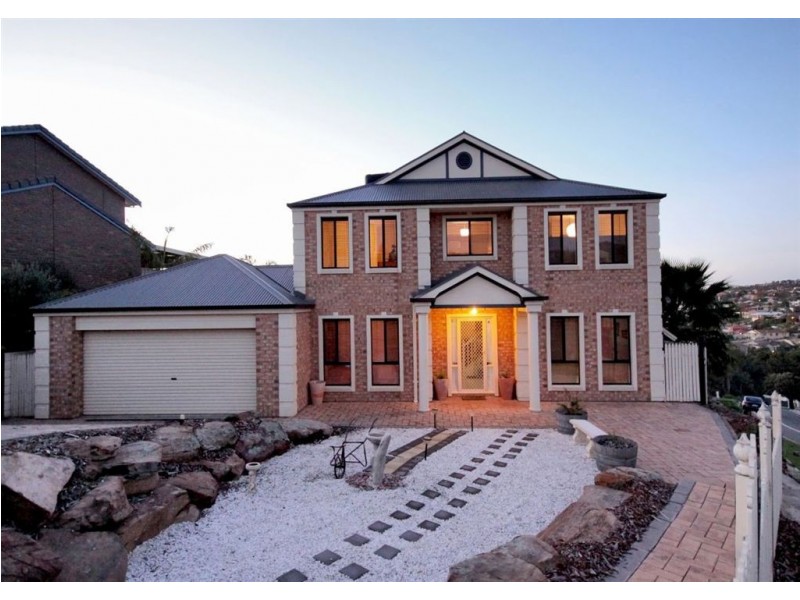 1 Gull Street, Hallett Cove SA 5158