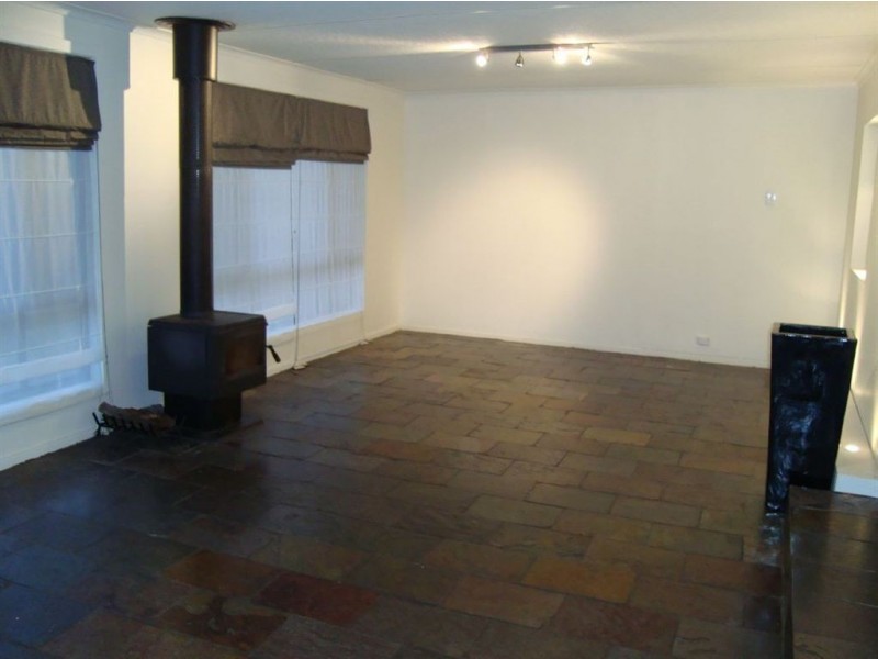 30 Doulton Drive, Trott Park SA 5158