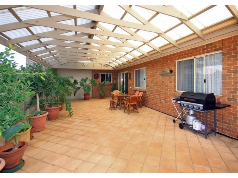 4 Murnada Street, Hallett Cove SA 5158