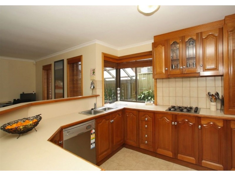 37 Quinvale Road, Hallett Cove SA 5158