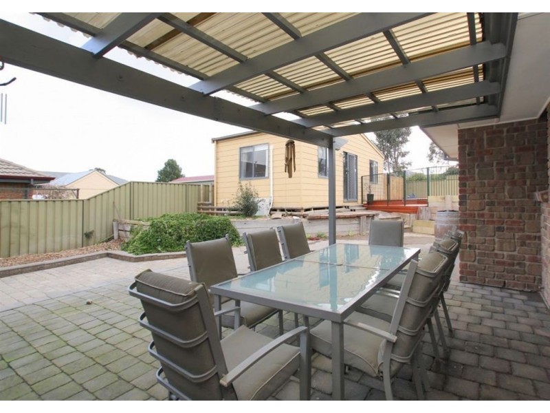 37 Quinvale Road, Hallett Cove SA 5158