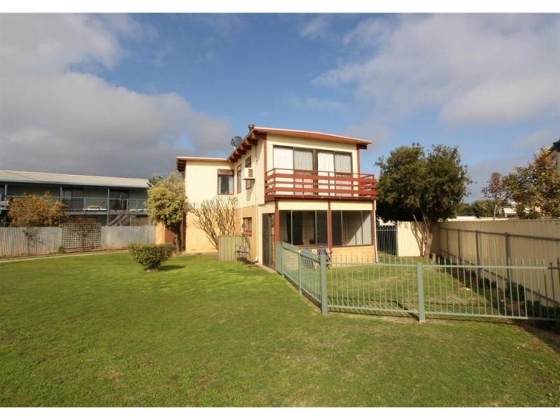 2 Quinliven Road, Aldinga Beach SA 5173