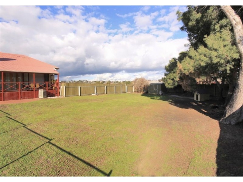 51 Vennachar Drive, Hallett Cove SA 5158