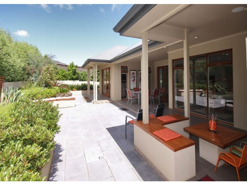 8 Evergreen Parade, Flagstaff Hill SA 5159