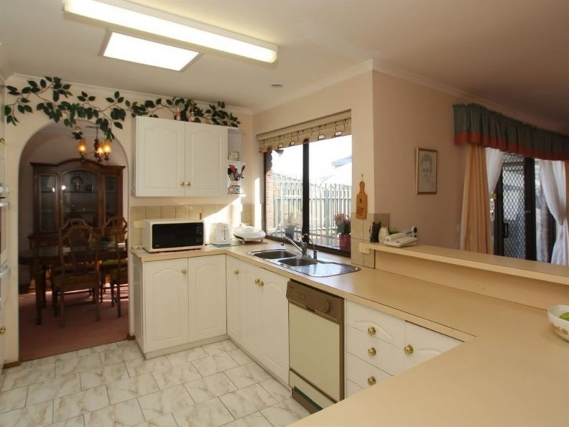 102 Barramundi Drive, Hallett Cove SA 5158