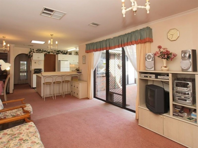 102 Barramundi Drive, Hallett Cove SA 5158