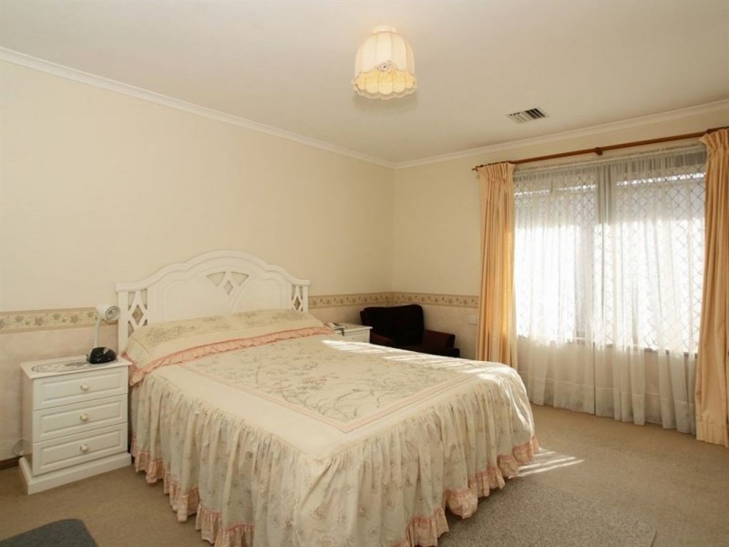 102 Barramundi Drive, Hallett Cove SA 5158