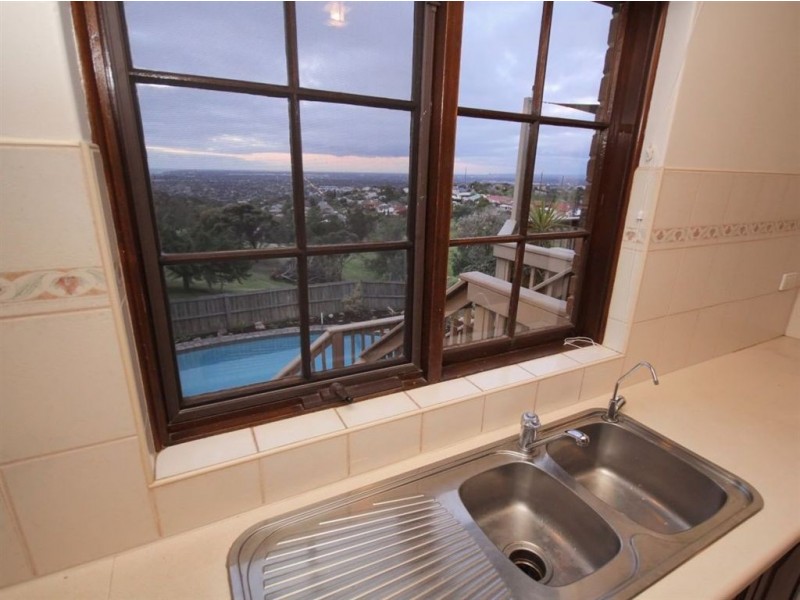 8 Gulfview Road, Seaview Downs SA 5049