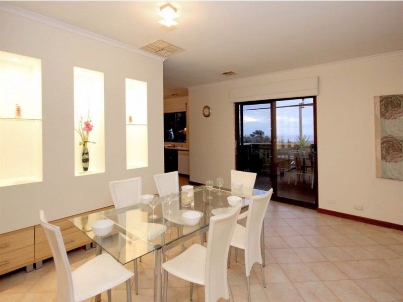 8 Gulfview Road, Seaview Downs SA 5049