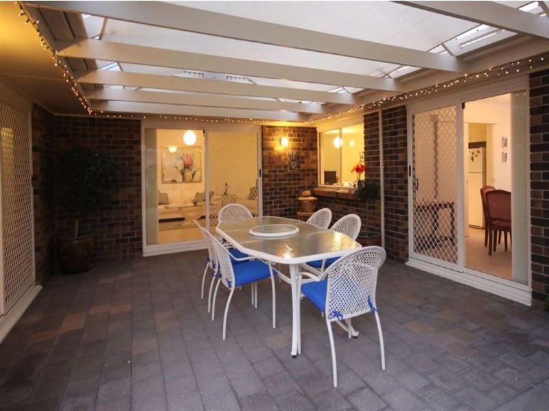 13 Dutchman Drive, Hallett Cove SA 5158